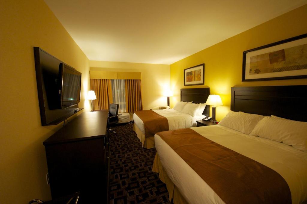 Days & By Wyndham Airport Manitoba Hotel Winnipeg